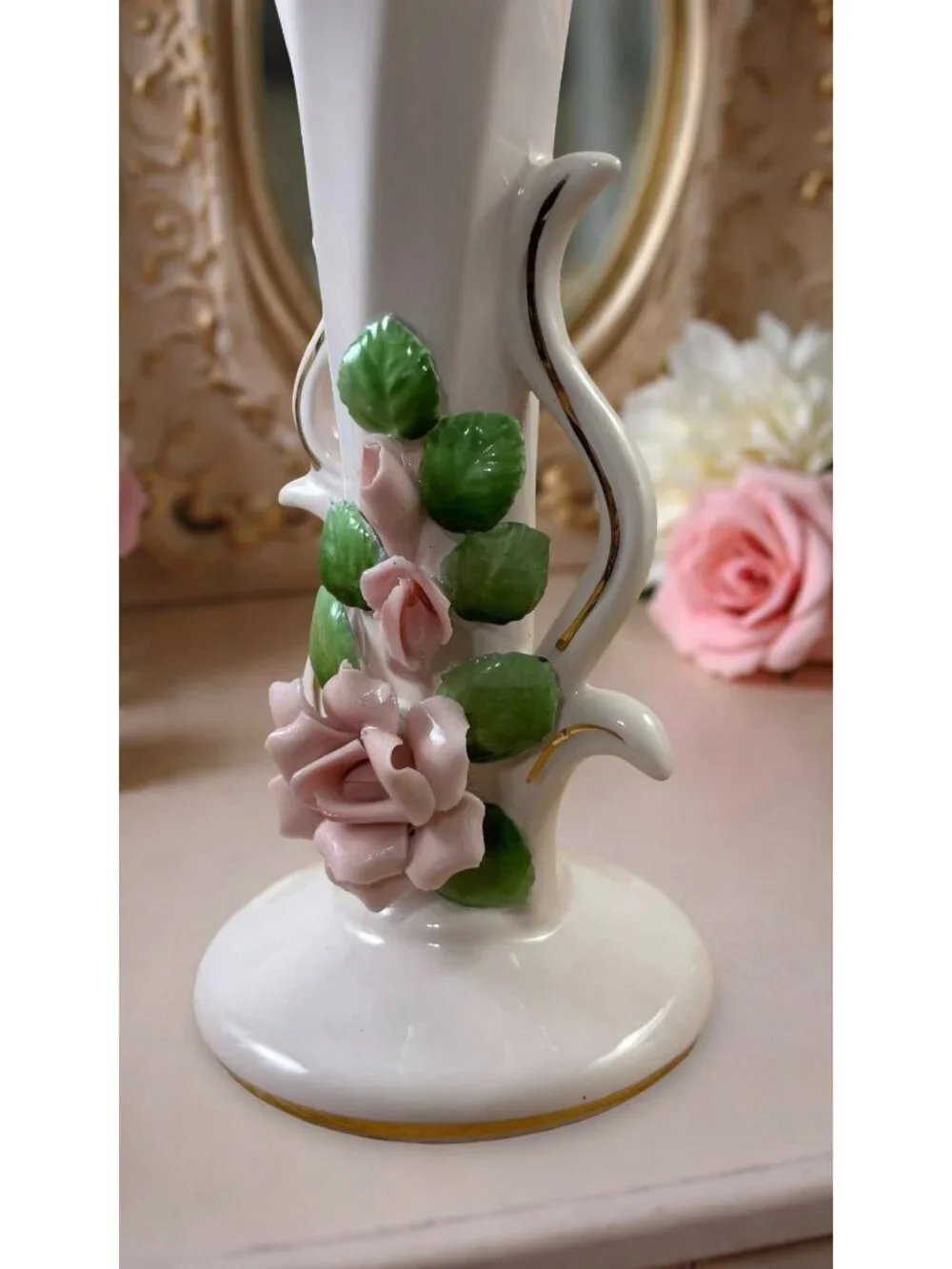 Vintage Ceramic Bud Vase With Applied Pink Roses & Green Leaves Gold Accents 6.5 - Picture 4 of 4